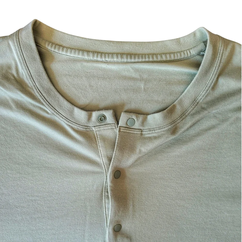Lululemon // M's The Fundamental LS Henley // XL // Green Fern